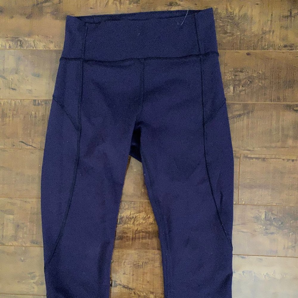 Lululemon Invigorate High-Rise Crop 21"